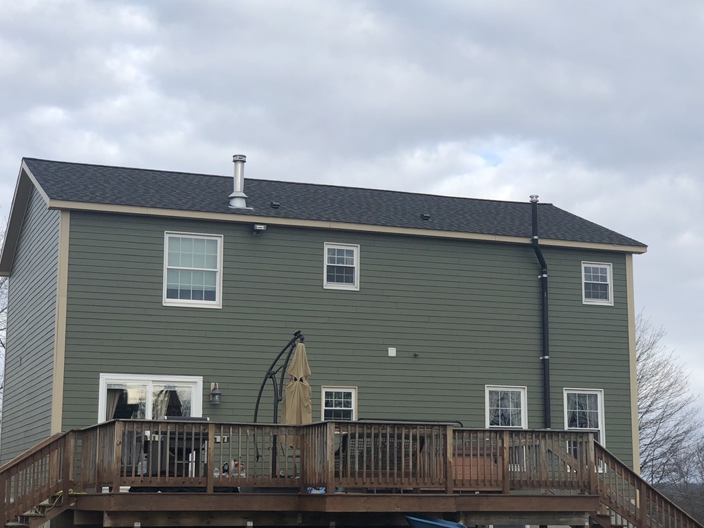 720 East Hill Road East Oakham, MA 01068 - Photo 3 of 25 a front view of a house