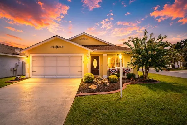 $333,000 | 12416 Northeast 48th Loop, Oxford, FL 34484