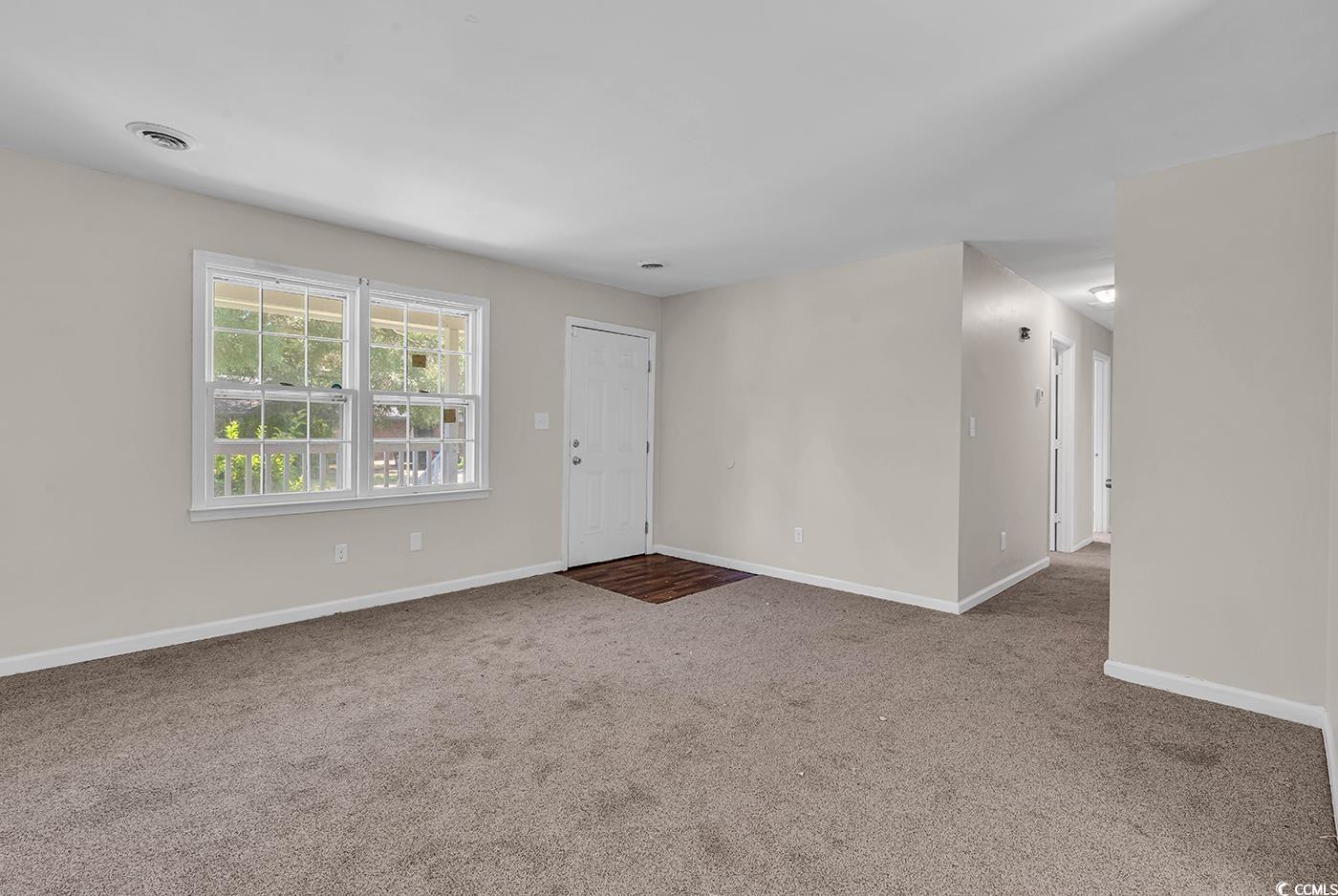 663 Player Street Georgetown, SC 29440 - Photo 5 of 32