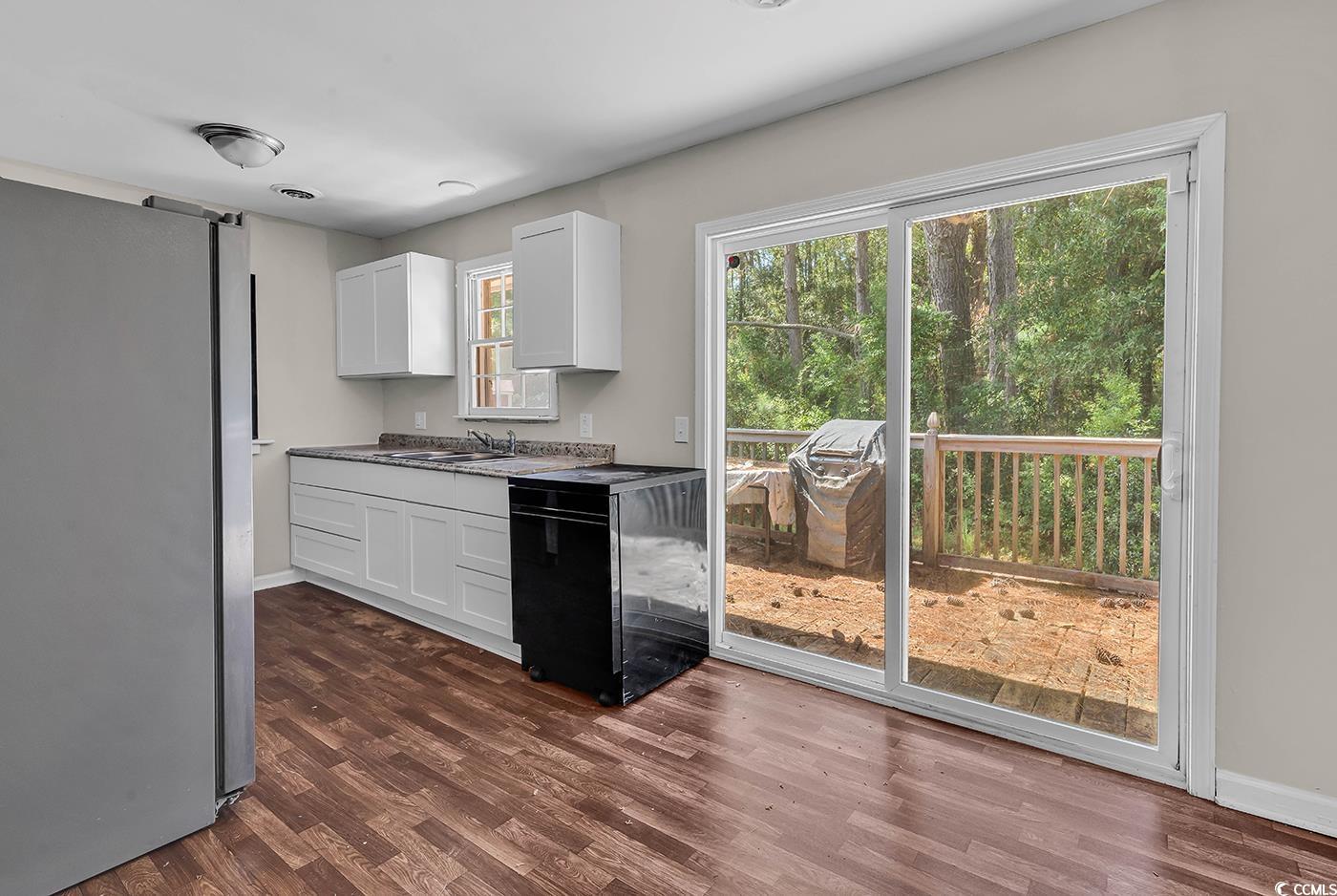 663 Player Street Georgetown, SC 29440 - Photo 7 of 32