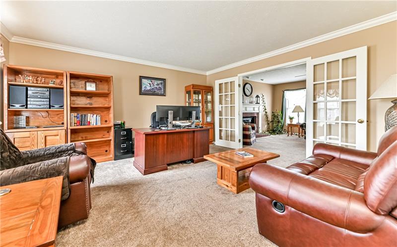 129 Lori Road Gibsonia, PA 15044 - Photo 5 of 25 Gallery Image 5