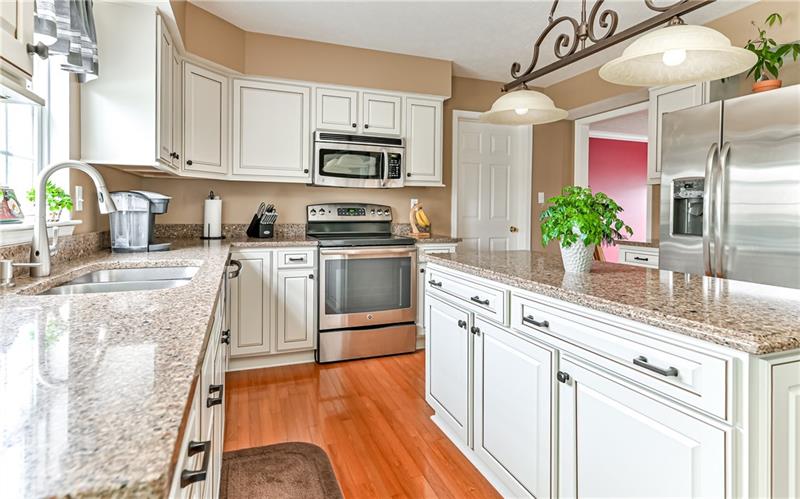 129 Lori Road Gibsonia, PA 15044 - Photo 9 of 25 Gallery Image 9