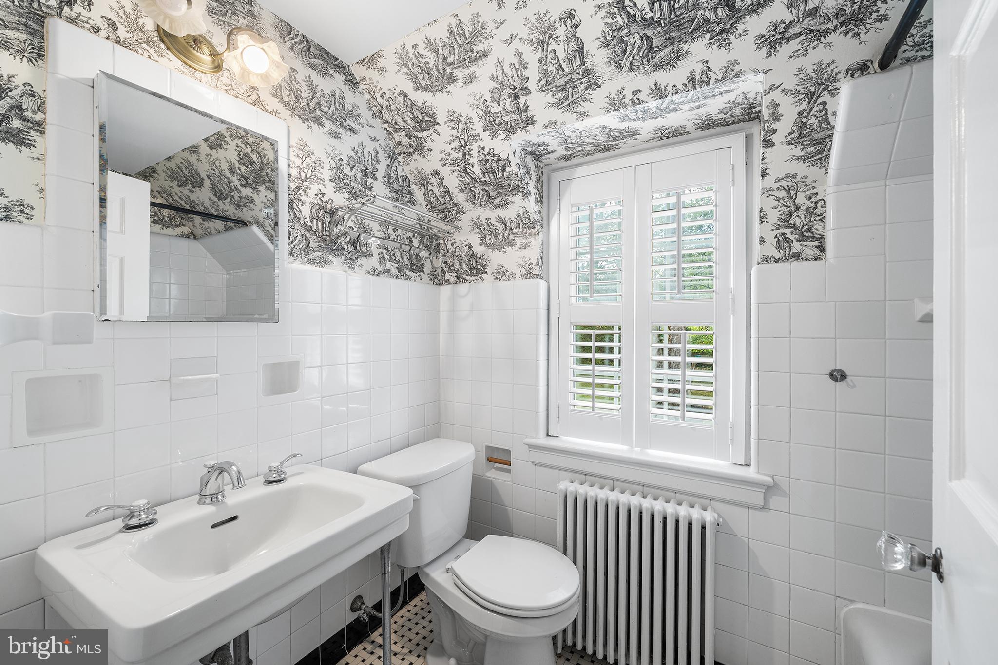 2 Forest Road Wayne, PA 19087 - Photo 25 of 33 Charming 2nd floor bathroom with tub shower