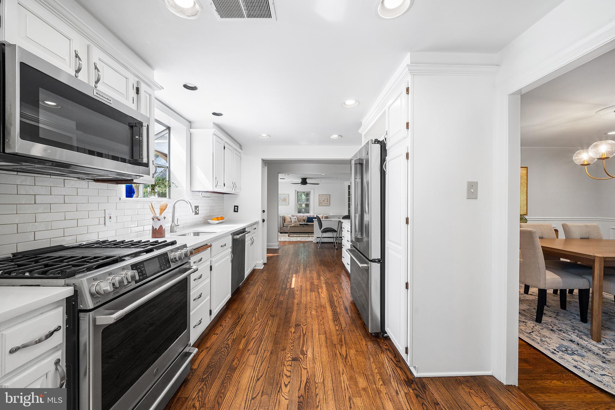 2 Forest Road Wayne, PA 19087 - Photo 6 of 33 Newly installed kitchen countertops