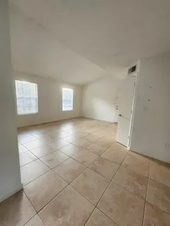 $198,500 | 1020 Crystal Way, Unit F, Delray Beach, FL 33444