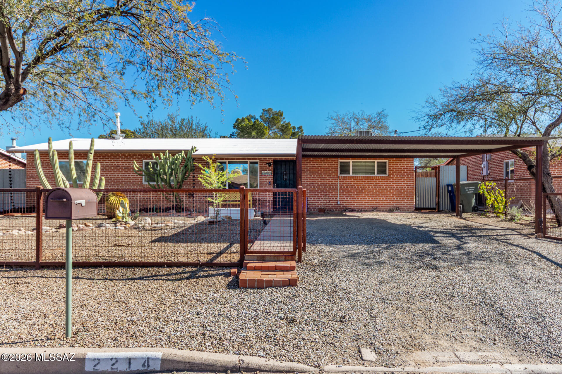 2214 North Richey Boulevard Tucson, AZ 85716 - Photo 5 of 33
