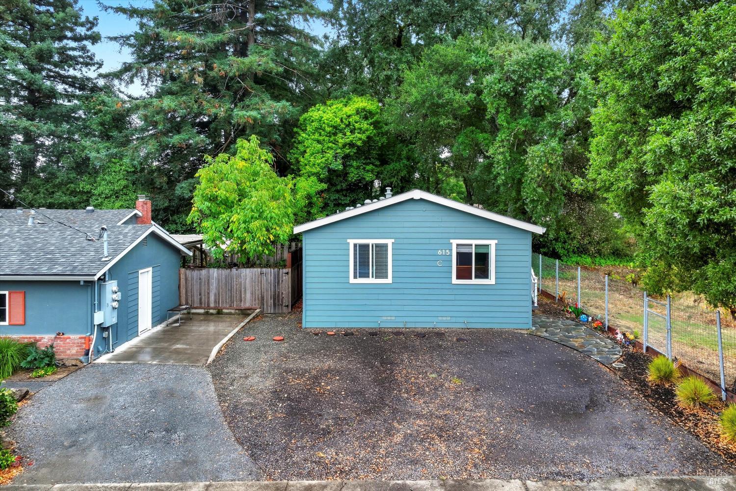 615 Antonio Street Cloverdale, CA 95425 - Photo 14 of 20 Unit C - 2 bedroom, 1 full bath