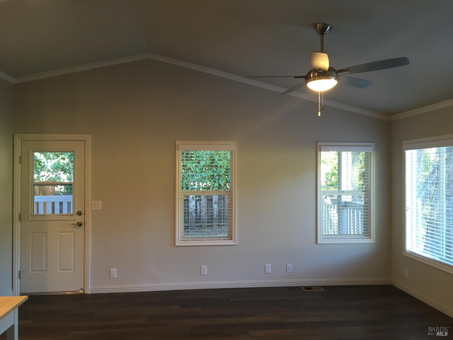 615 Antonio Street Cloverdale, CA 95425 - Photo 16 of 20 Unit C