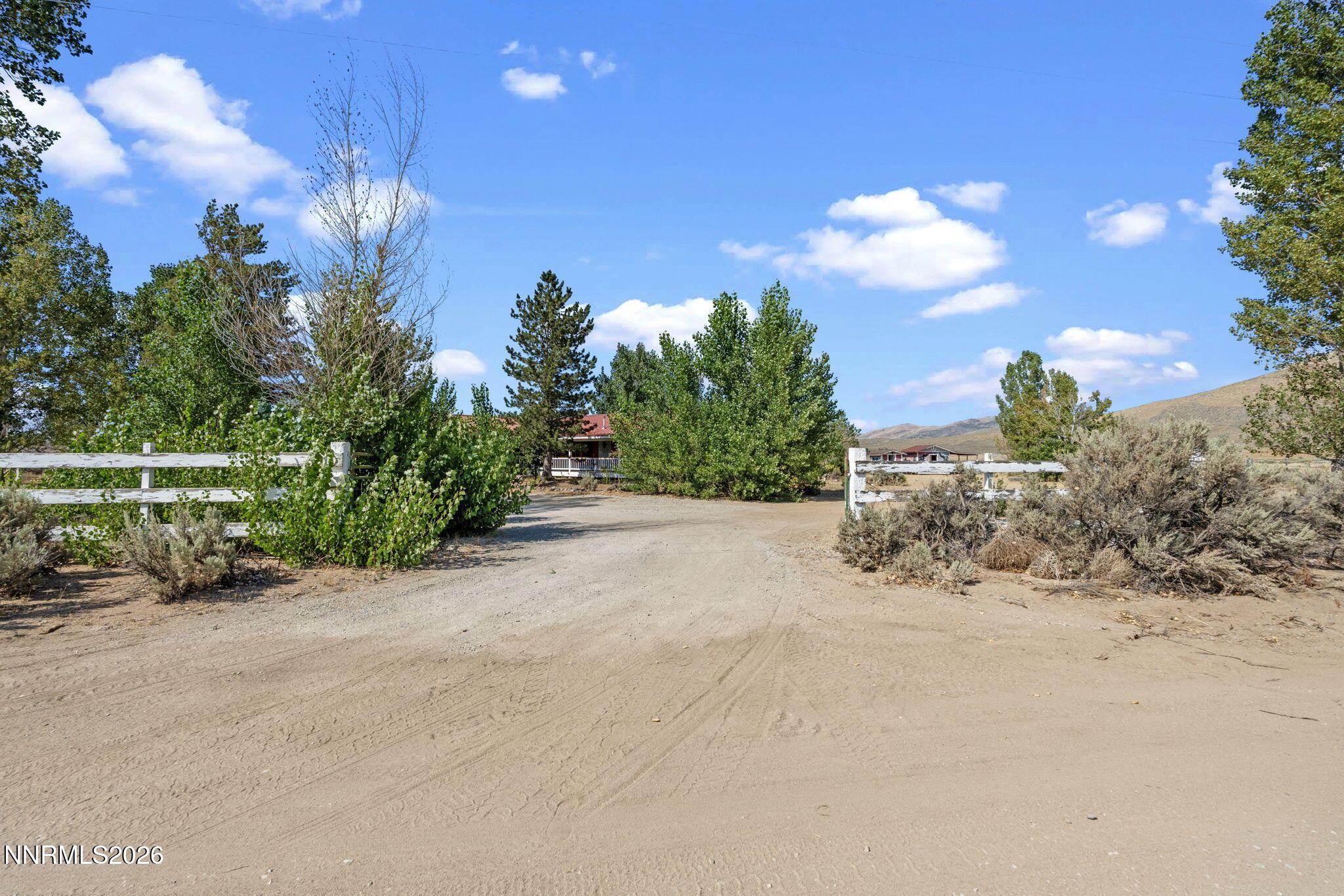 310 Cinch Road Reno, NV 89508 - Photo 4 of 70 4-web-or-mls-DSC01663