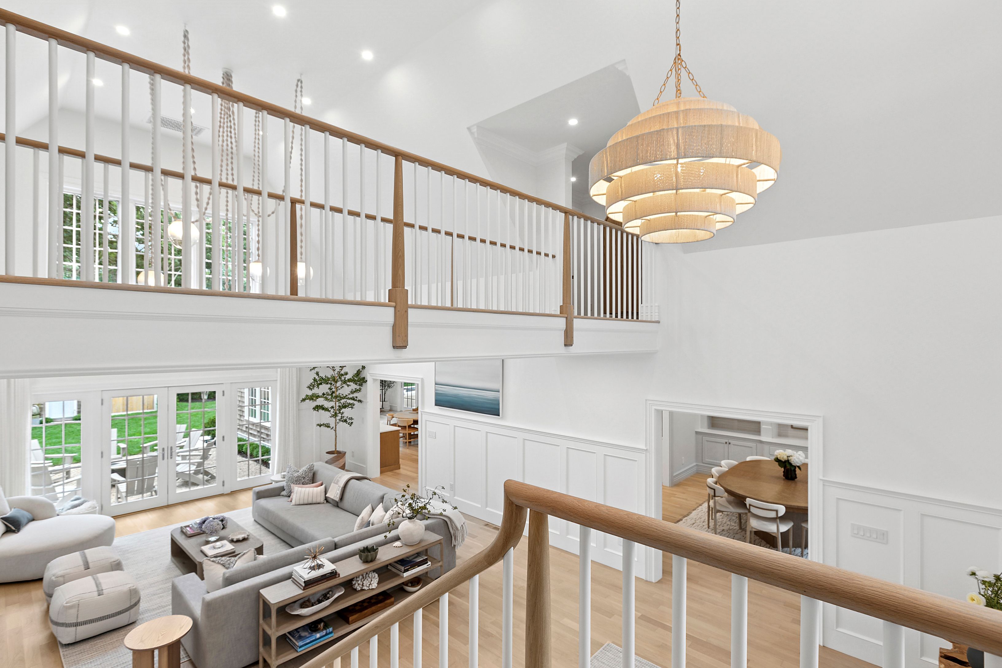 8 Barclay Court East Hampton, NY 11937 - Photo 25 of 49