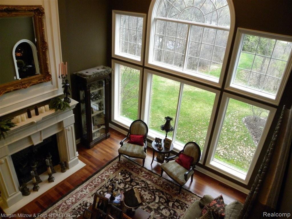 7110 Oak Ridge Court Clarkston, MI 48346 - Photo 7 of 23 Birds Eye View of Grand Room.jpg