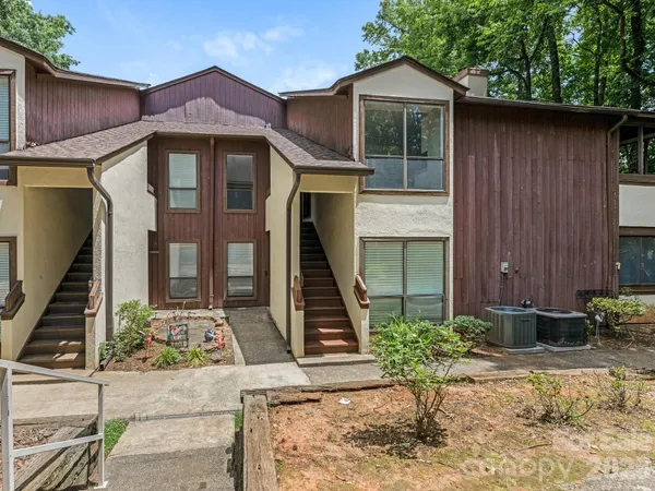 $189,900 | 7378 Winery Lane, Charlotte, NC 28227