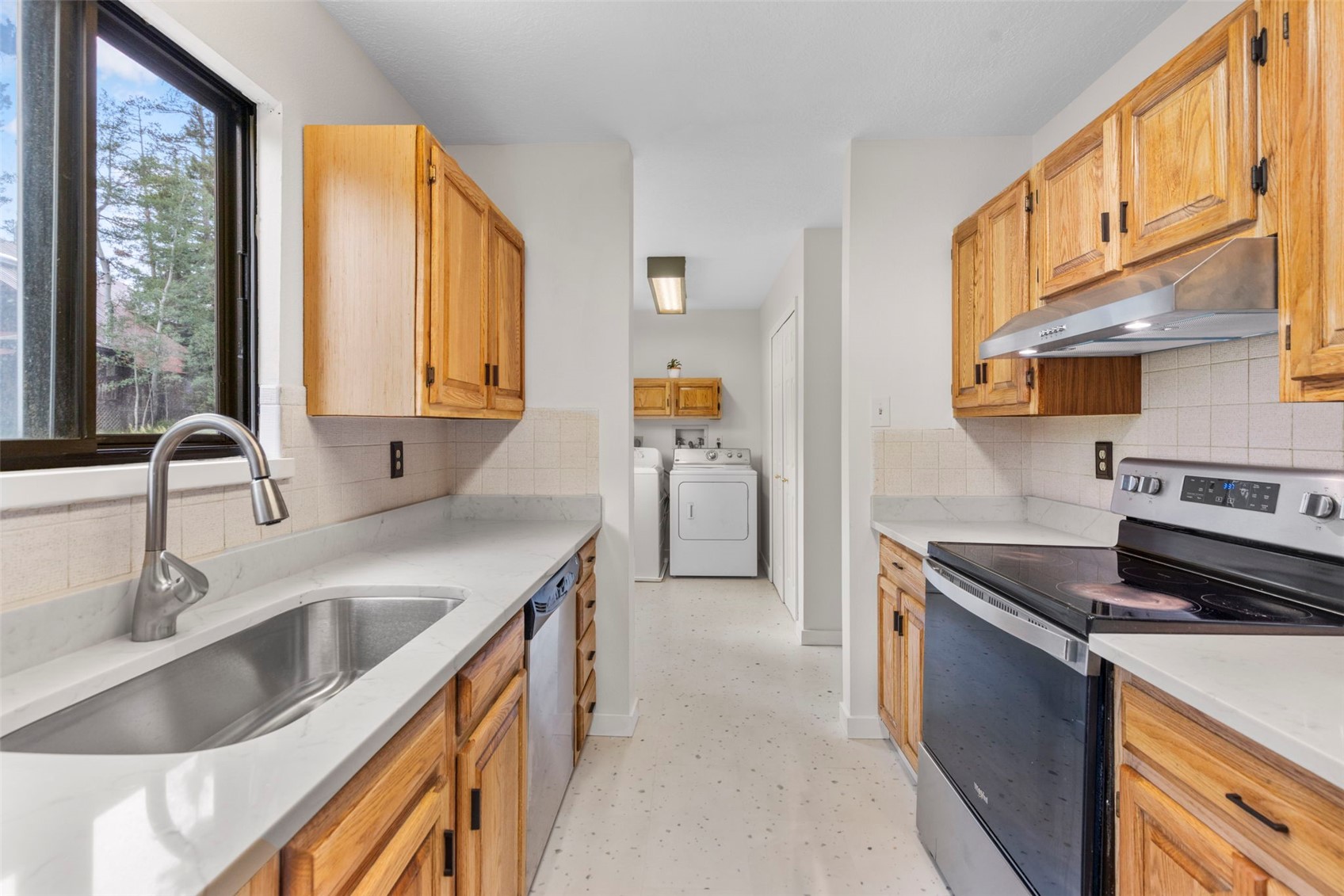 641 Ryan Gulch Road Silverthorne, CO 80498 - Photo 6 of 23