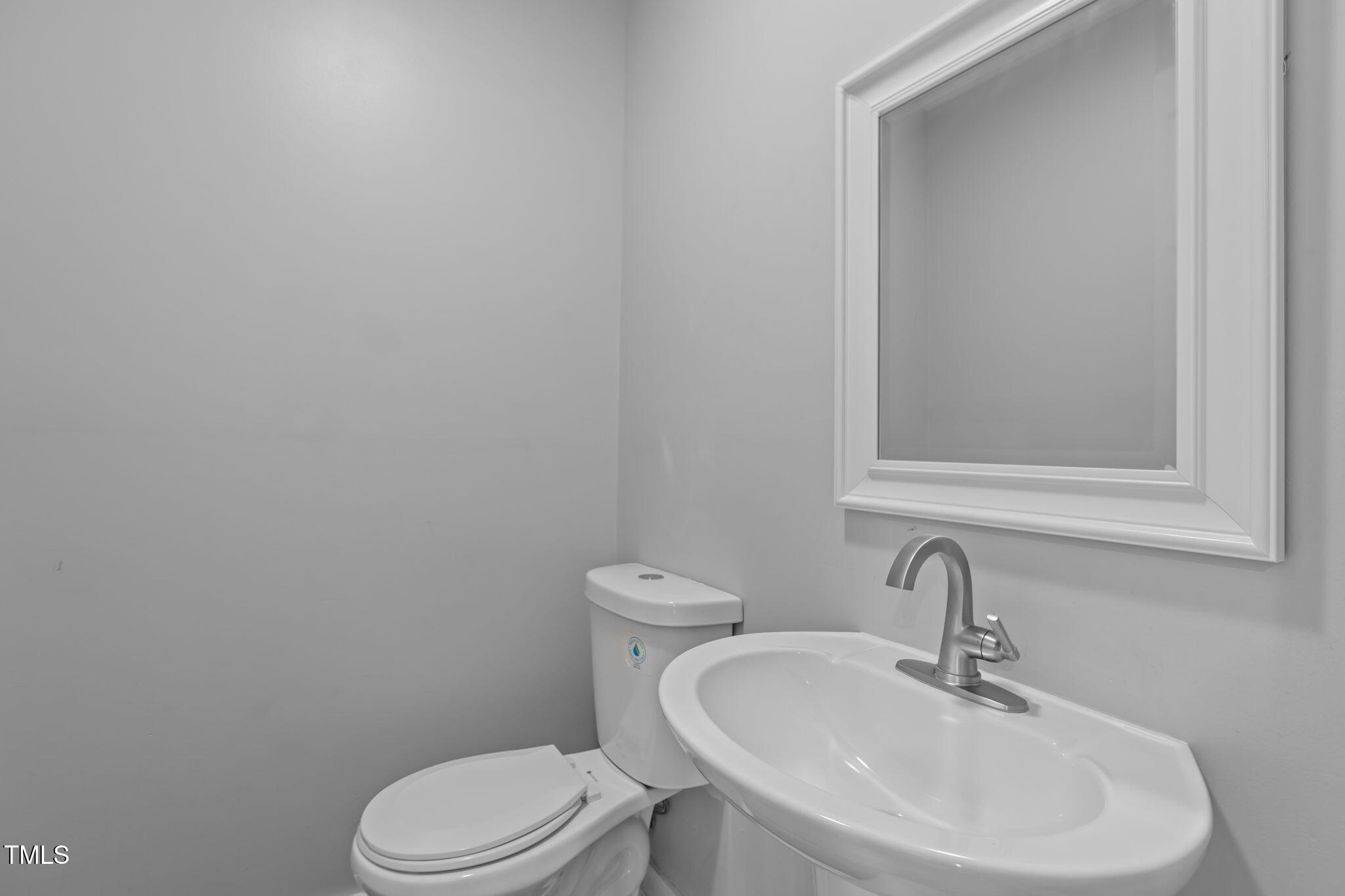 1829 Old Batten Road Selma, NC 27576 - Photo 20 of 68 28-web-or-mls-2N6A4792