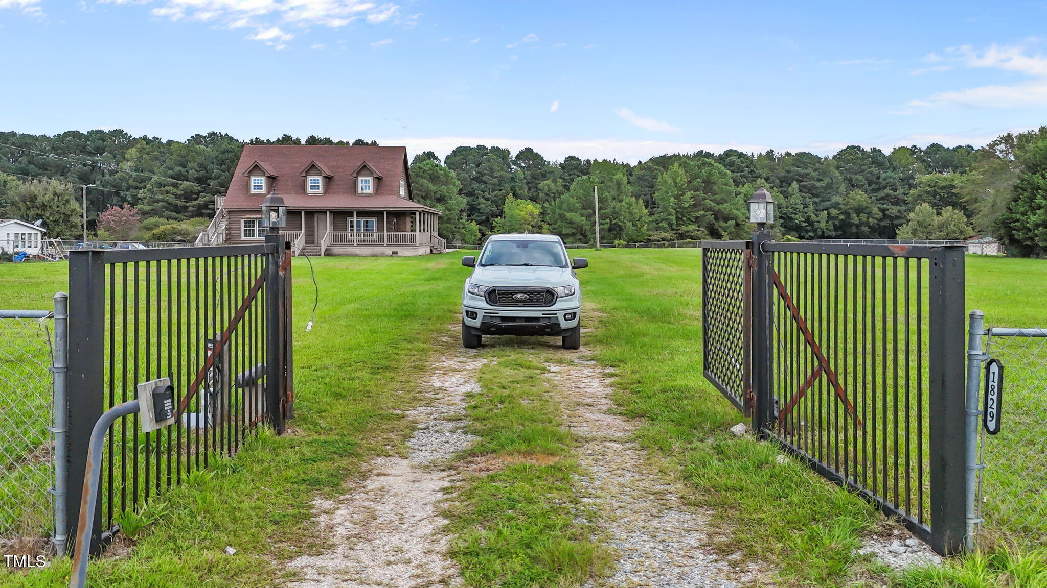 1829 Old Batten Road Selma, NC 27576 - Photo 61 of 68 63-web-or-mls-DJI_20250821114219_0662_D