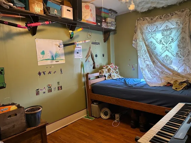 $149,900 | 136-140 Church Street, Cheshire, MA 01225