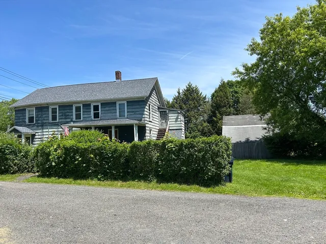 $149,900 | 136-140 Church Street, Cheshire, MA 01225