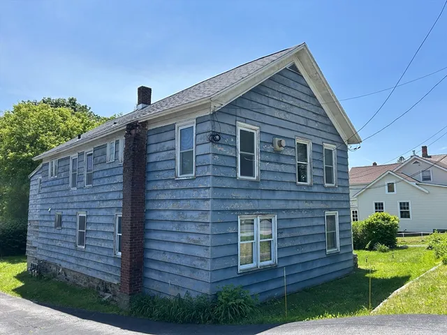 $149,900 | 136-140 Church Street, Cheshire, MA 01225