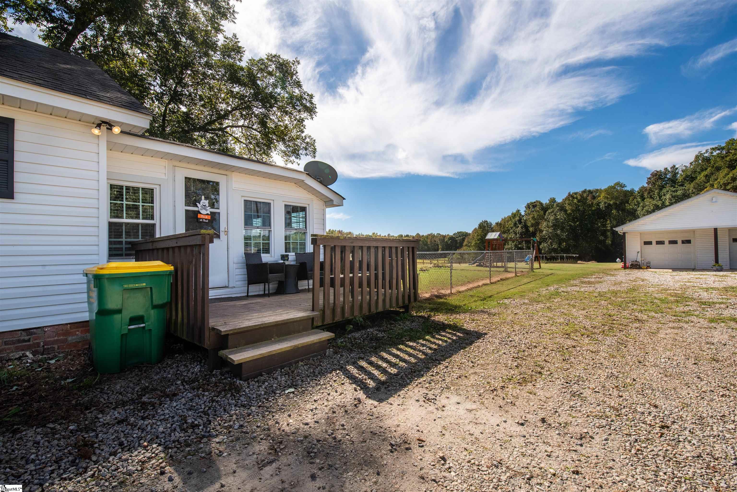 3140 Greenpond Road Gray Court, SC 29645 - Photo 17 of 21