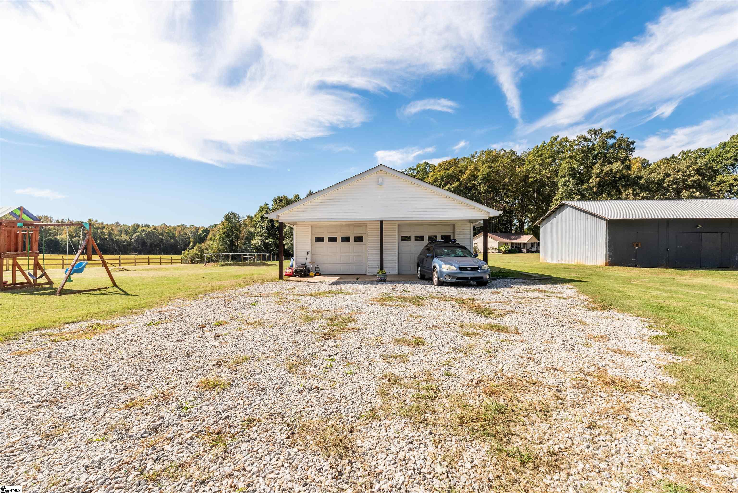 3140 Greenpond Road Gray Court, SC 29645 - Photo 19 of 21