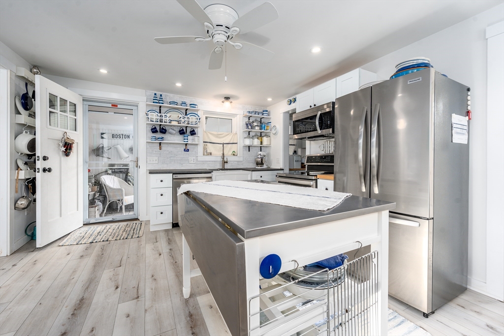 41 Center Street Dennis, MA 02639 - Photo 11 of 42