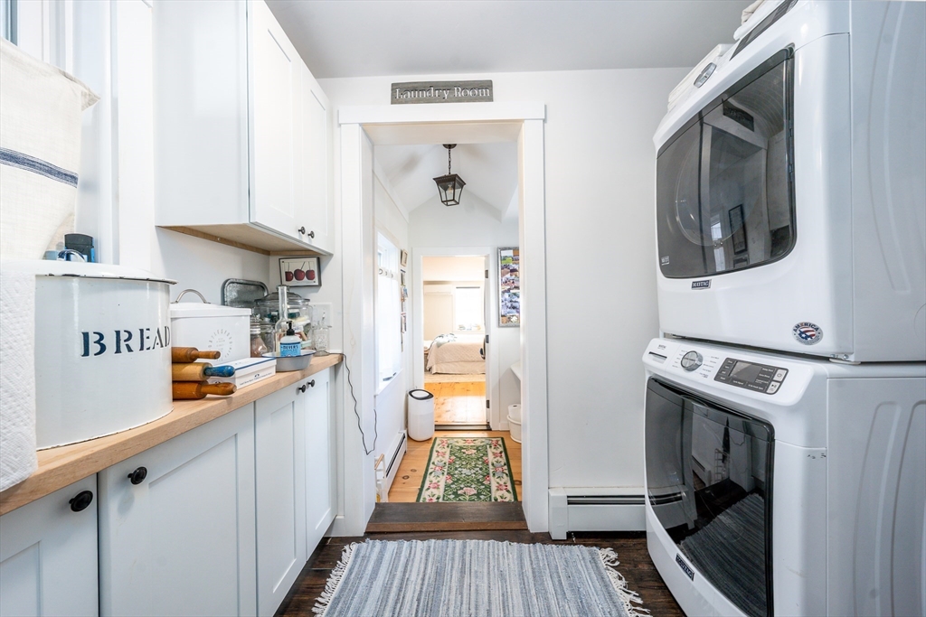 41 Center Street Dennis, MA 02639 - Photo 13 of 42