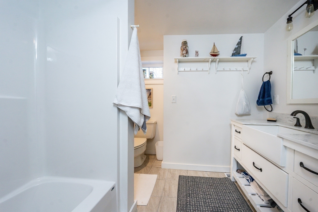 41 Center Street Dennis, MA 02639 - Photo 38 of 42