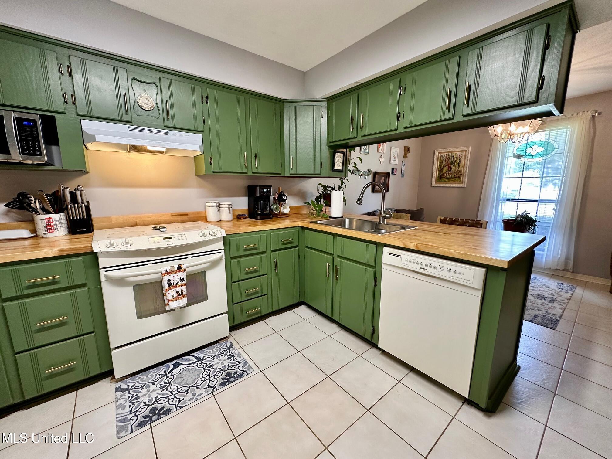 14 Eastgate Court Brandon, MS 39042 - Photo 15 of 46 IMG_3893