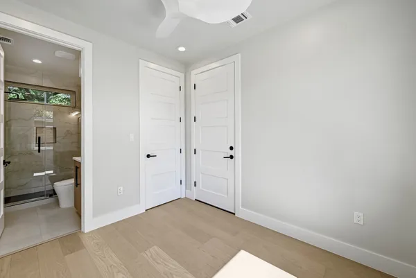 $900,000 | 100 West Odell Street, Unit 3, Austin, TX 78752