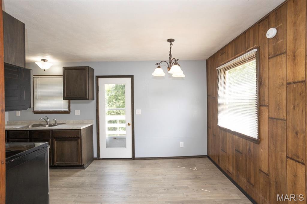 11550 3rd Street Jerome, MO 65529 - Photo 6 of 46