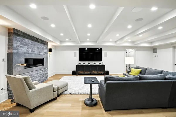 $5,800,000 | 1200 Jossie Lane, McLean, VA 22102