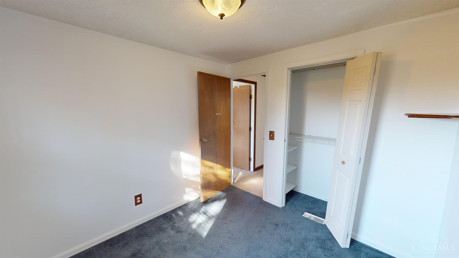 668 Barg Salt Run Road Cincinnati, OH 45244 - Photo 12 of 23 Gallery Image 12