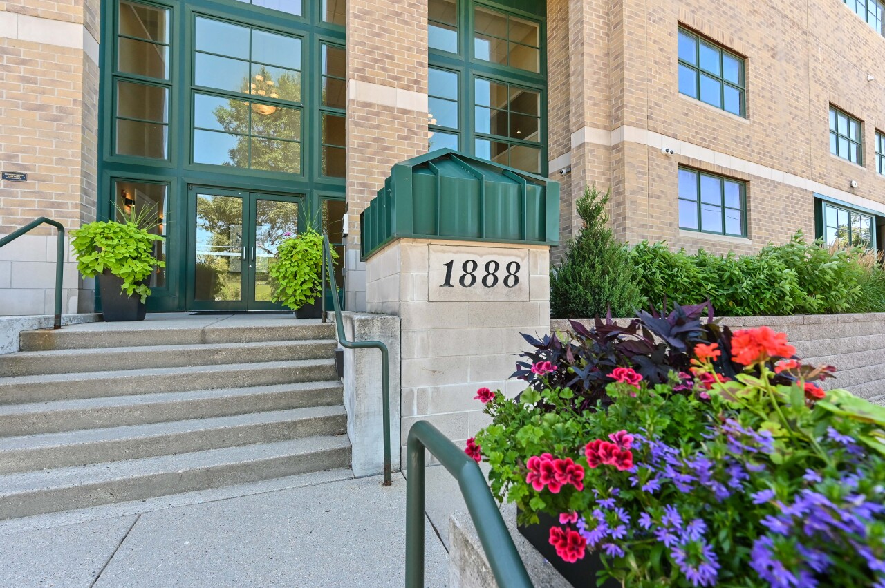 1888 North Water Street, Unit 506 Milwaukee, WI 53202 - Photo 2 of 48 Luxury Living on Tannery Row!