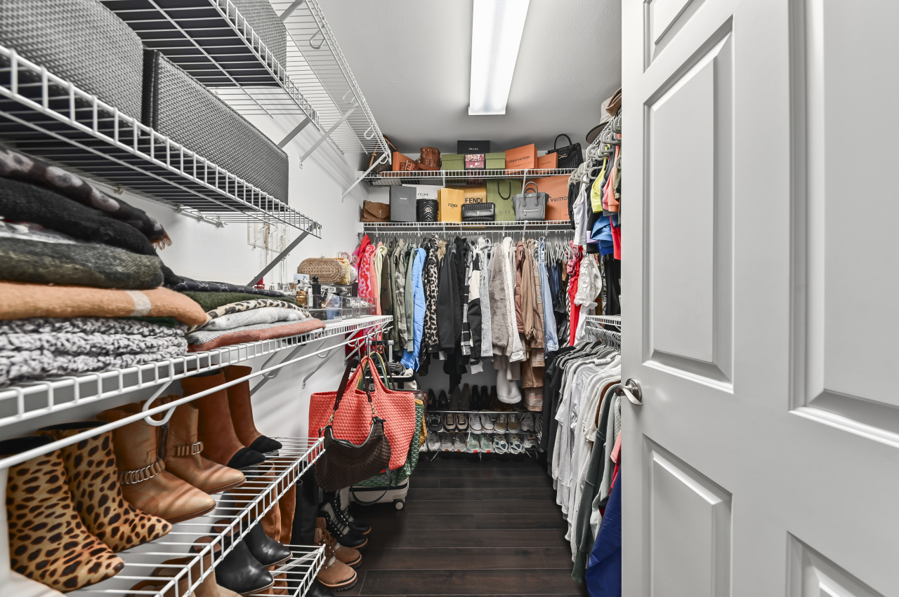 1888 North Water Street, Unit 506 Milwaukee, WI 53202 - Photo 21 of 48 Mammoth Primary Walk In Closet