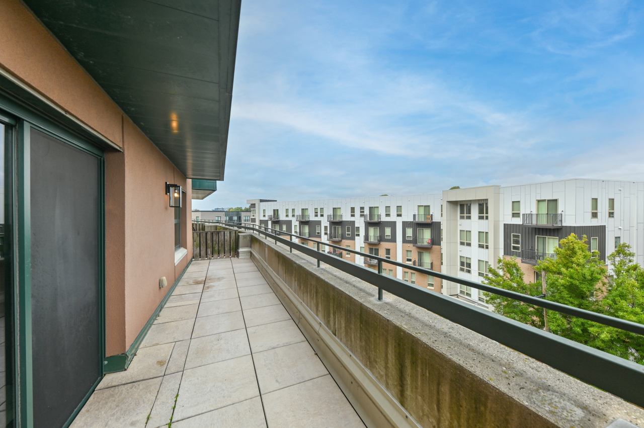 1888 North Water Street, Unit 506 Milwaukee, WI 53202 - Photo 26 of 48 Huge Front Balcony!