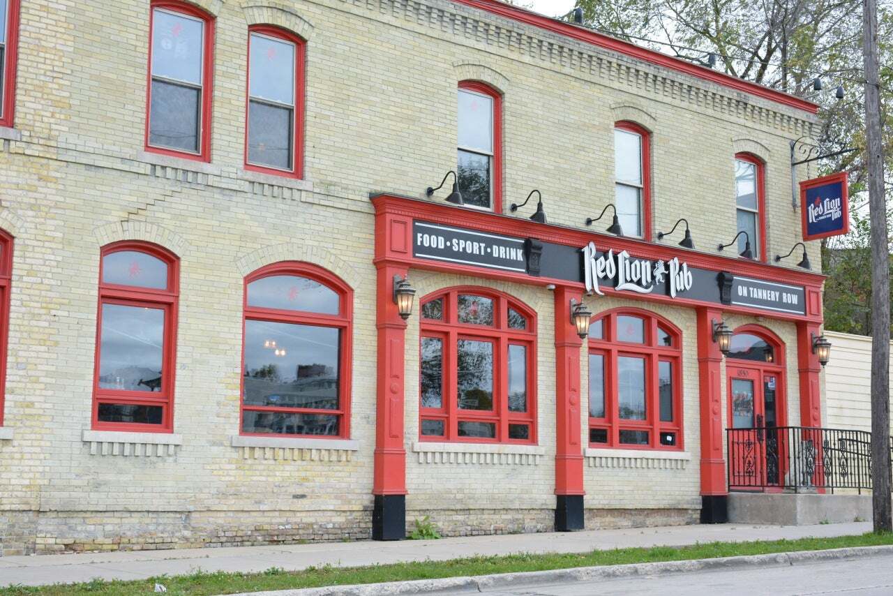 1888 North Water Street, Unit 506 Milwaukee, WI 53202 - Photo 43 of 48 Charming Pub Fare at The Red Lion!