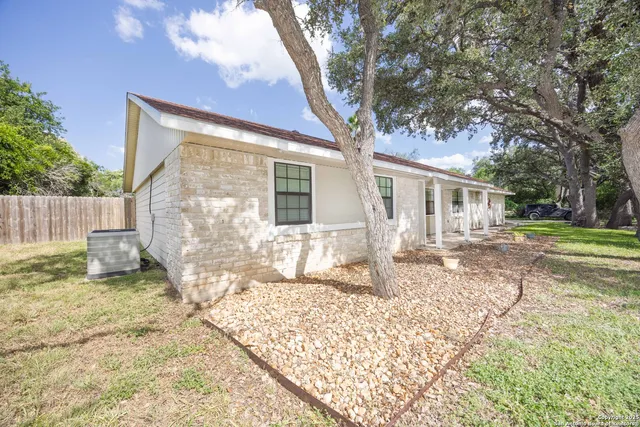 $423,575 | 9712 Big Geronimo Street, San Antonio, TX 78254