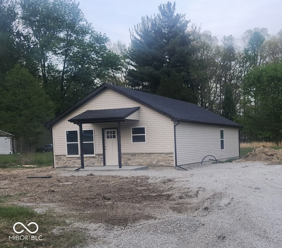 721 Country Manor Street North Vernon, IN 47265 - Photo 1 of 13