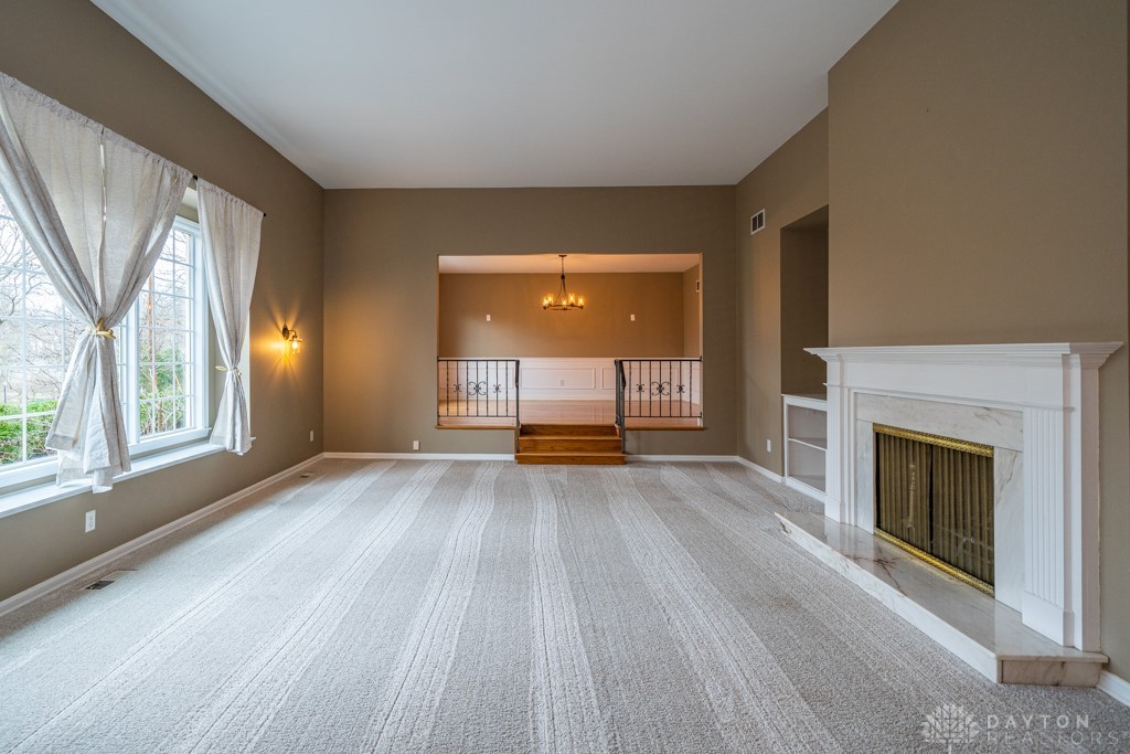1350 Runnymede Road Oakwood, OH 45419 - Photo 5 of 100