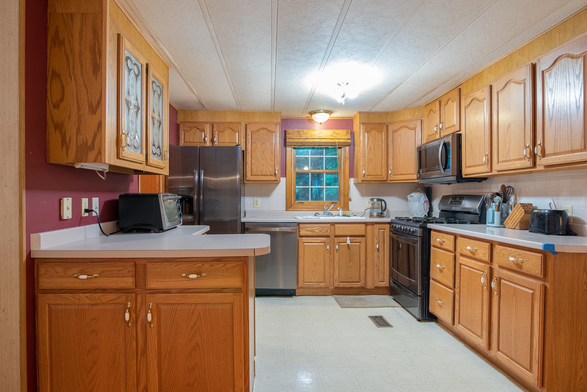 8 Hub Hollow Road Danville, NH 03819 - Photo 9 of 34