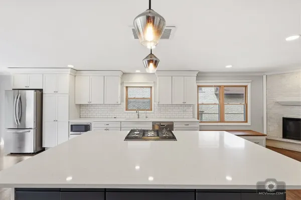 $475,000 | 254 South Cedar Avenue, Wood Dale, IL 60191