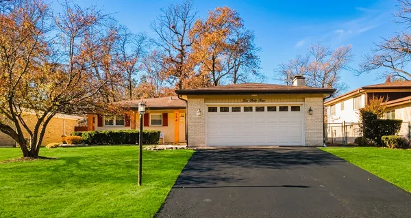 $475,000 | 254 South Cedar Avenue, Wood Dale, IL 60191