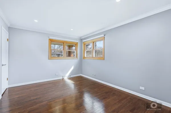 $475,000 | 254 South Cedar Avenue, Wood Dale, IL 60191