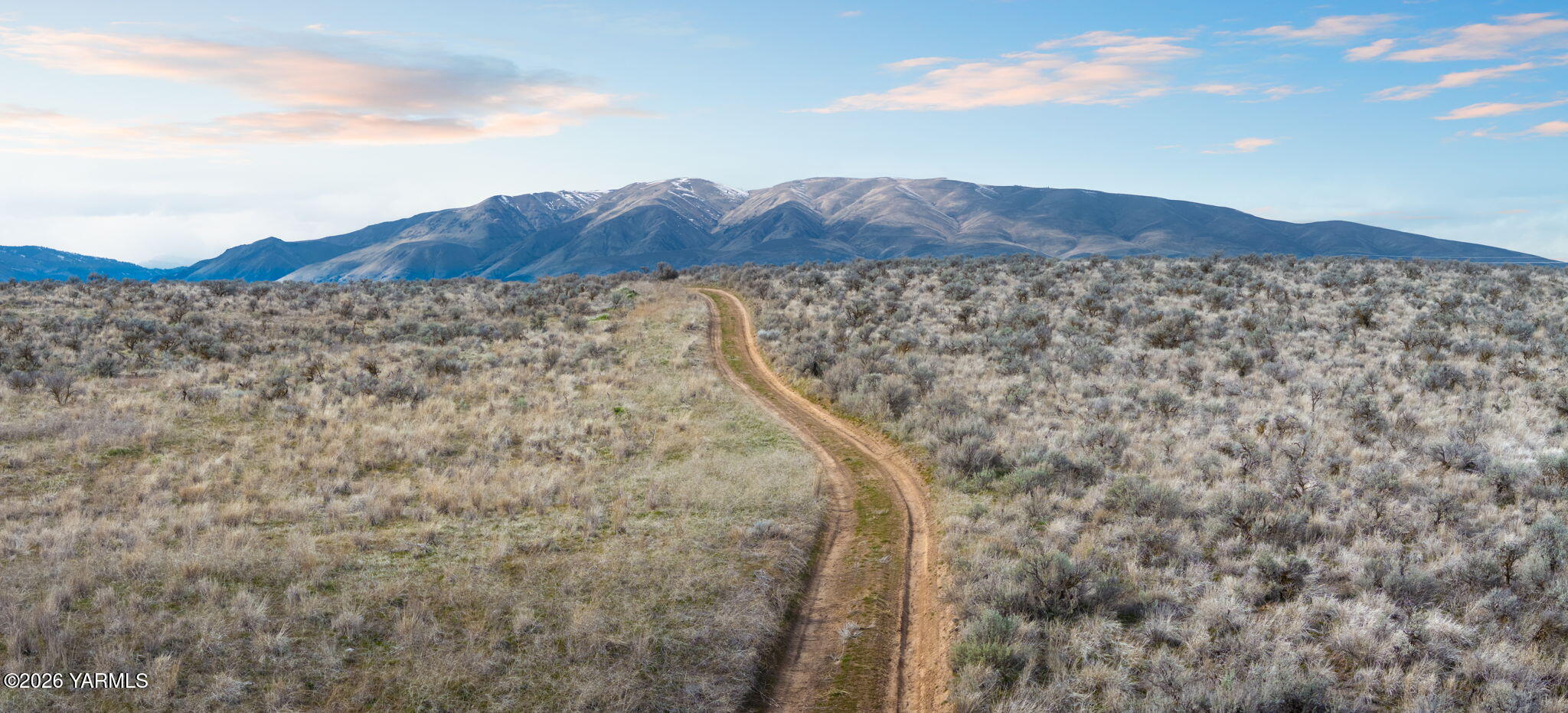 Nka Nka Wenas Road South Selah, WA 98942 - Photo 31 of 33 a view of a large mountain with a mountain in the background