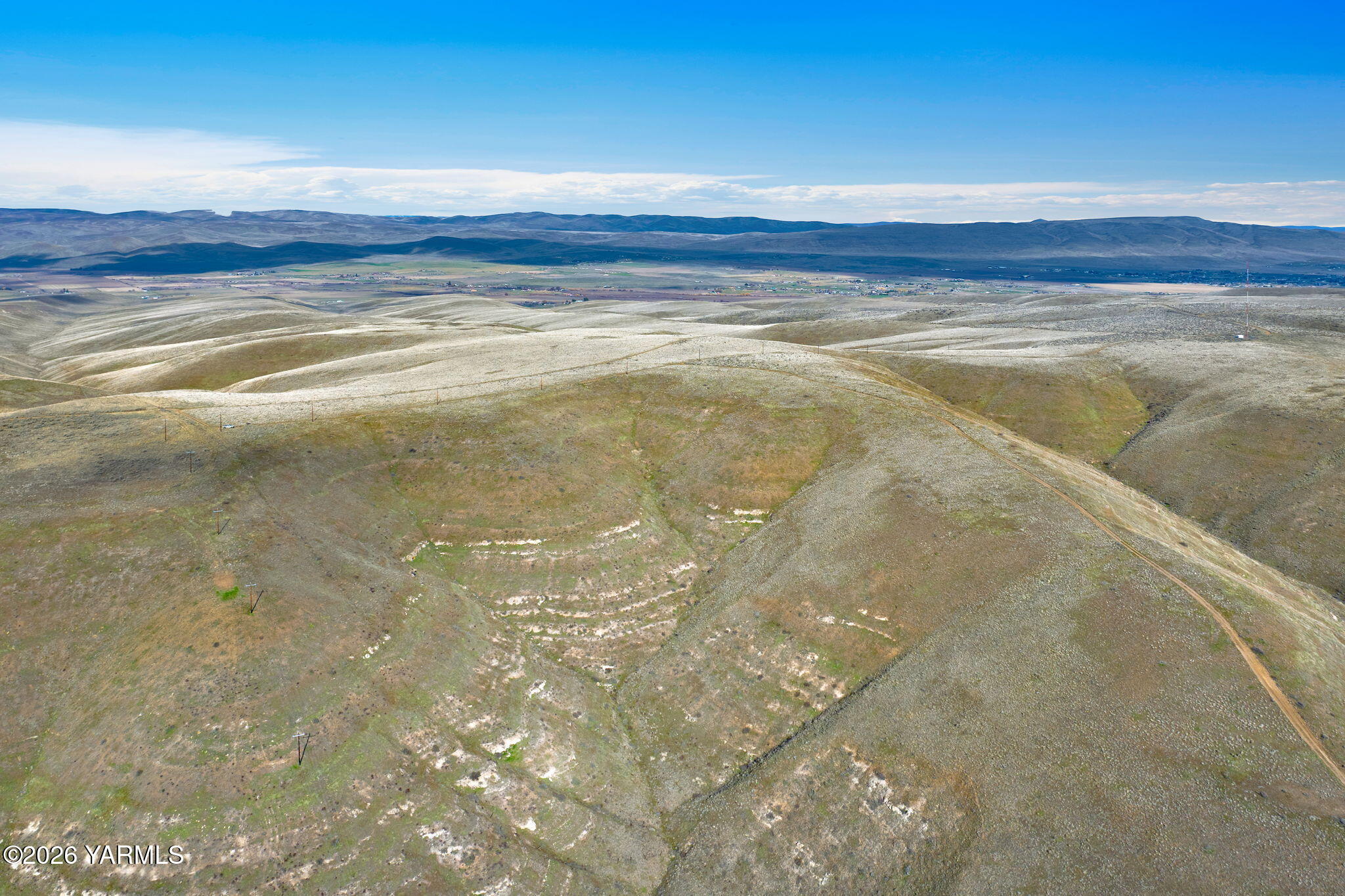 Nka Nka Wenas Road South Selah, WA 98942 - Photo 10 of 33 a view of an empty room