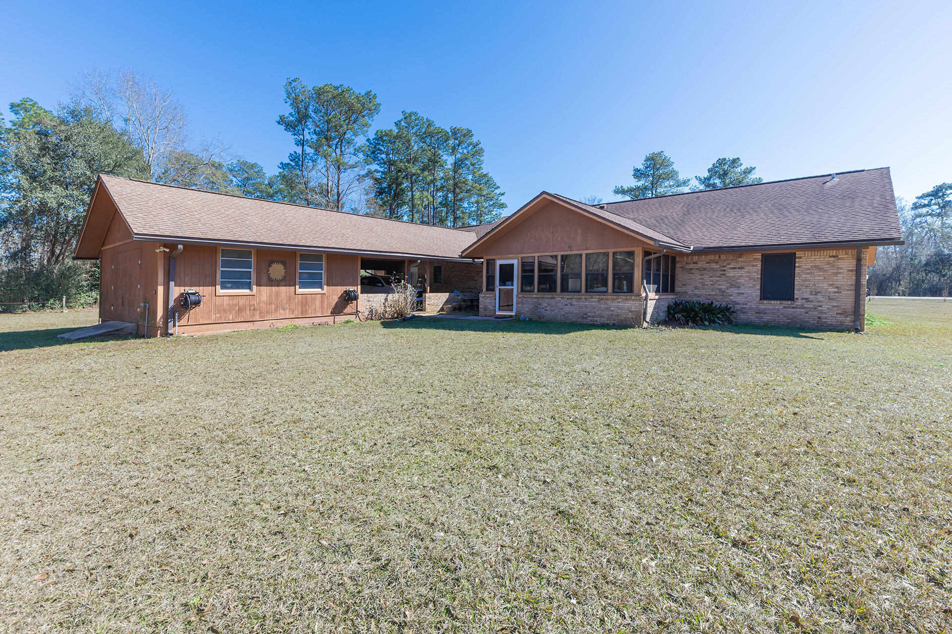 2785 Lake Silver Road Crestview, FL 32536 - Photo 5 of 40 18