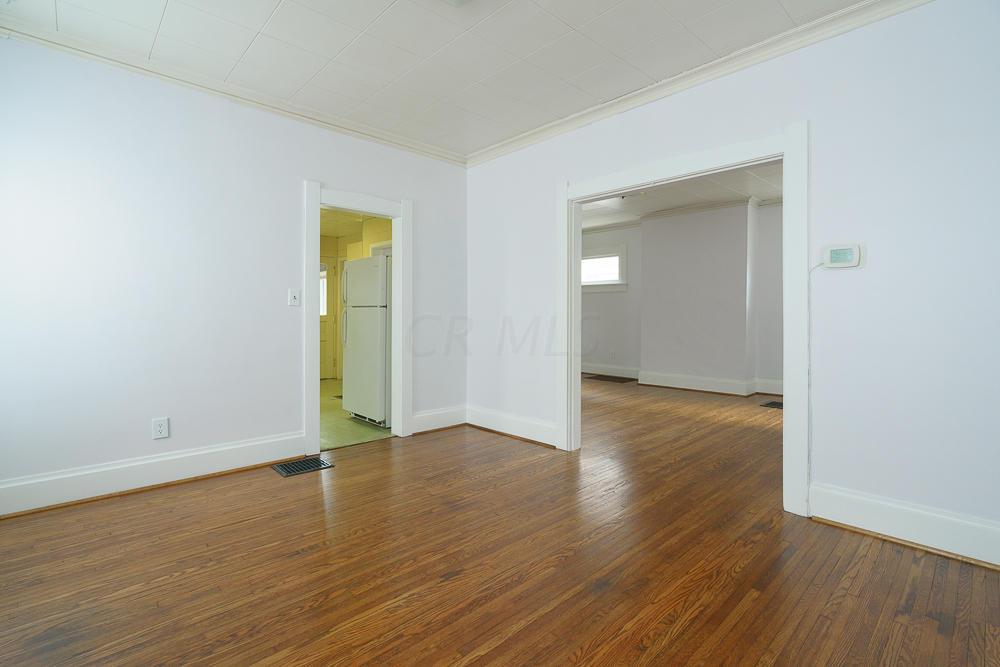 1424 Mulford Road Columbus, OH 43212 - Photo 5 of 23