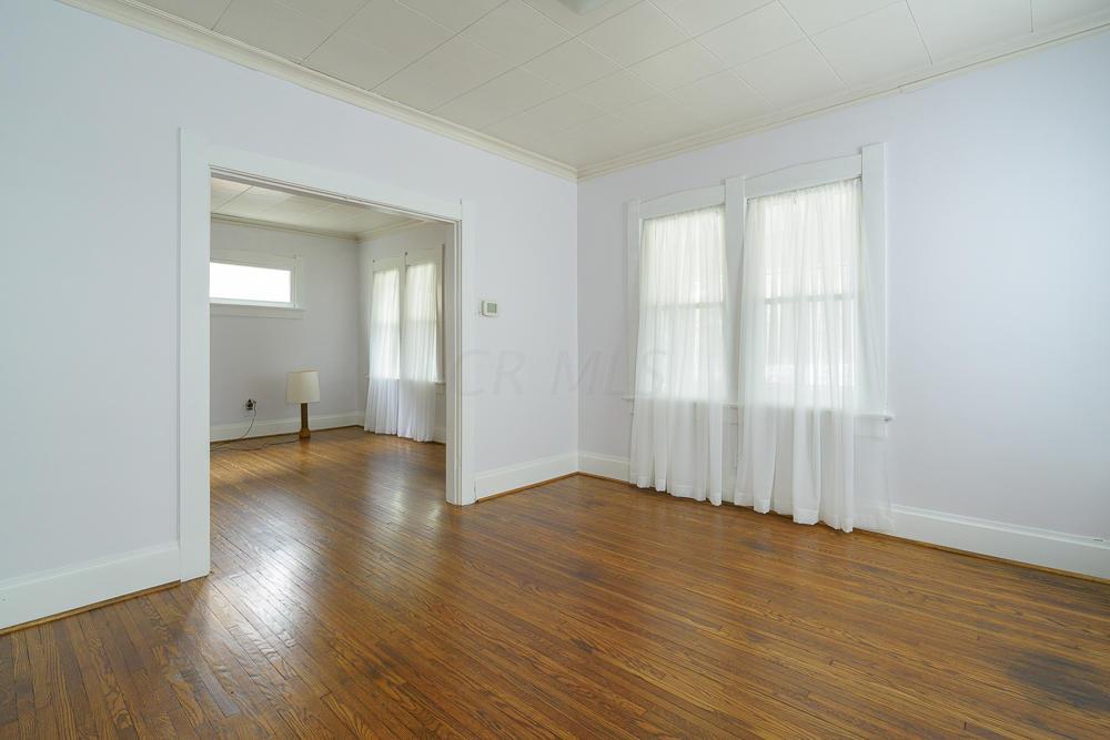1424 Mulford Road Columbus, OH 43212 - Photo 6 of 23