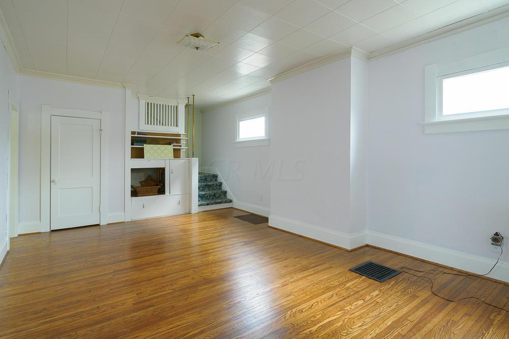 1424 Mulford Road Columbus, OH 43212 - Photo 7 of 23