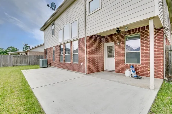 $2,800 | 26307 Sundown Cove Lane, Katy, TX 77494